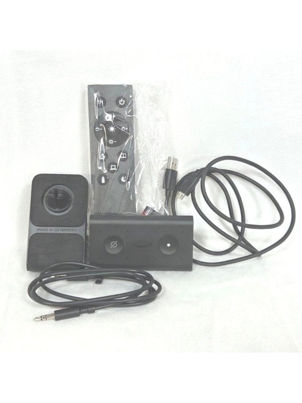 Echo Auto 1st Gen Smart Device With Remote & Accessories For Cars Alexa